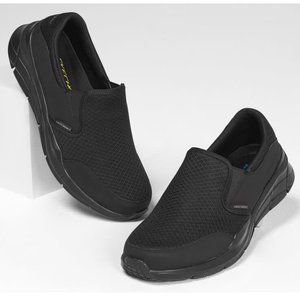 Skechers Equalizer 4.0 Memory Foam Extra Wide Slip-On Sneaker